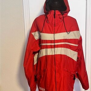 Helly Hansen Women Medium Ski Jacket Red Hooded White Stripe Accents